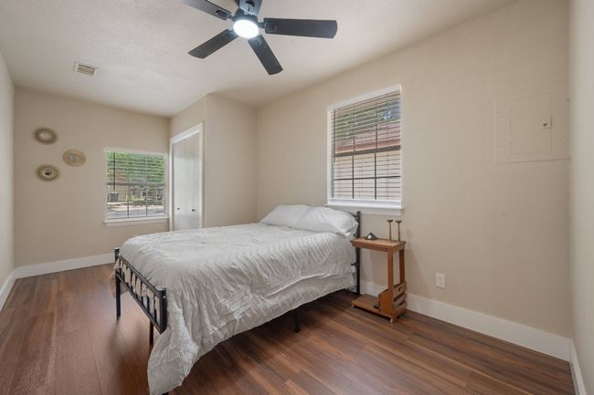 206 Jan Ln, House other with 3 bedrooms, 2 bathrooms and 2 parking in Georgetown TX | Image 12