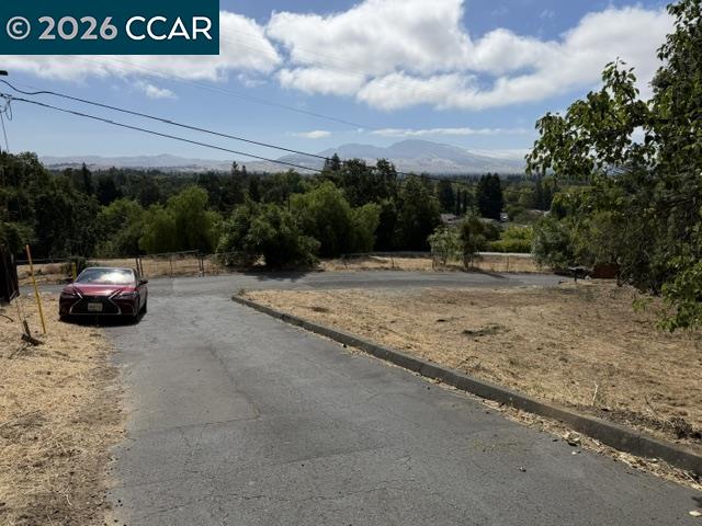 Land in Pleasant Hill 5