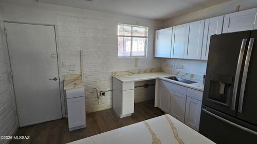 3402 E 27th Street, Tucson, AZ, 85713 | Card Image