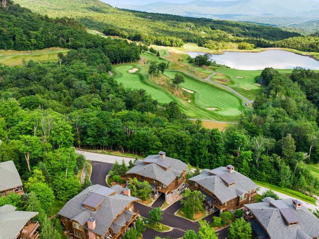 1 - 29 Nosedive Dr, Condo with 4 bedrooms, 6 bathrooms and null parking in Stowe VT | Image 4