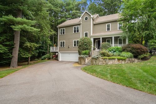 150 Dedham St, Dover, MA, 02030-2225 | Card Image