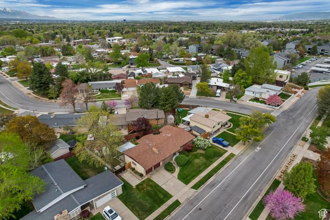 Birds eye view of property with a residential view and a mountain view | Image 45