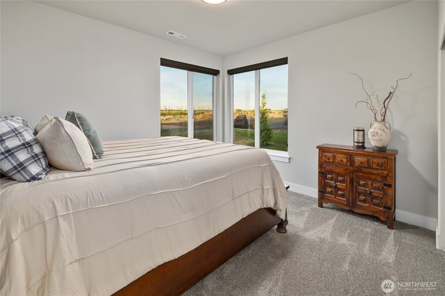 101 Wren Loop N, House other with 3 bedrooms, 3 bathrooms and 3 parking in Mattawa WA | Image 35