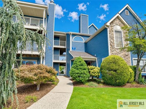 130-130 Longfield Ct, East Brunswick, NJ, 08816-1830 | Card Image