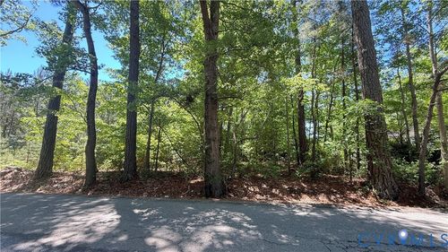 57 Nettles Ln, Hampton, VA, 23666-1525 | Card Image
