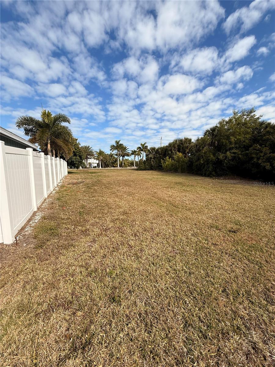 Land in ST JAMES CITY