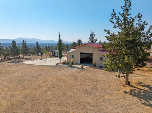 27707 Se Cascade Way, Prineville, OR, 97754-9576 | Card Image
