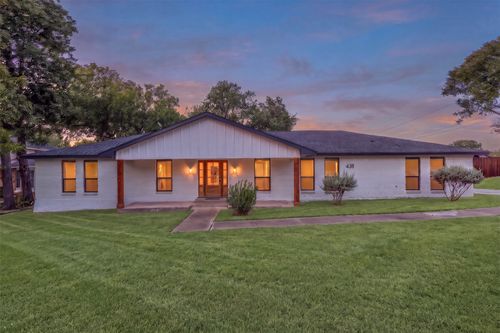 423 Rita Lane, Duncanville, TX, 75116 | Card Image