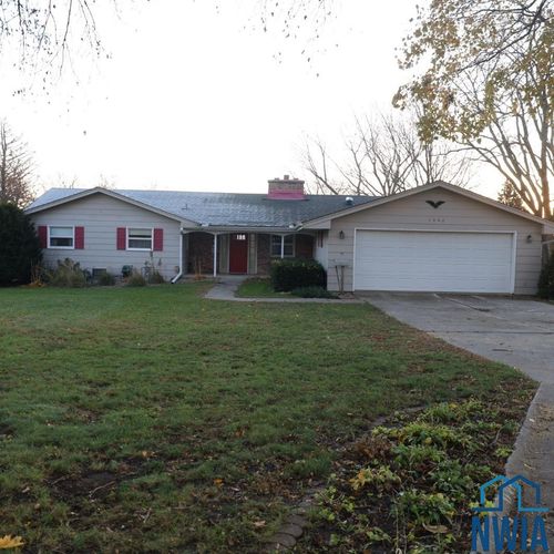 1002 S Tama St, Rock Rapids, IA, 51246-2027 | Card Image