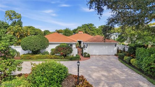 1-300 Bald Eagle Dr, Naples, FL, 34105-7405 | Card Image