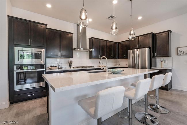 9609 Lapis Ln, House other with 3 bedrooms, 2 bathrooms and null parking in Las Vegas NV | Image 9