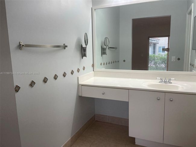 4432 - 4432 Dogwood Cir, House other with 3 bedrooms, 2 bathrooms and null parking in Weston FL | Image 15