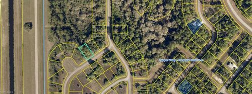 704 Shark Ln, Labelle, FL, 33935-4658 | Card Image