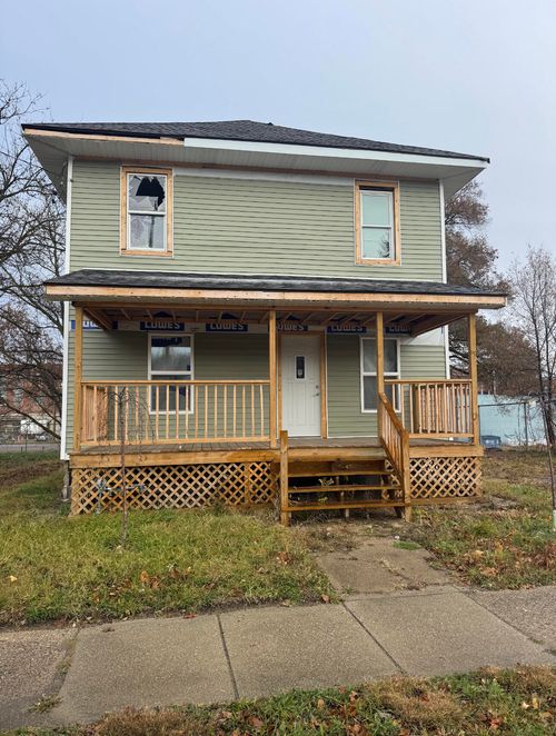 396 Upton Ave, Battle Creek, MI, 49037-8422 | Card Image