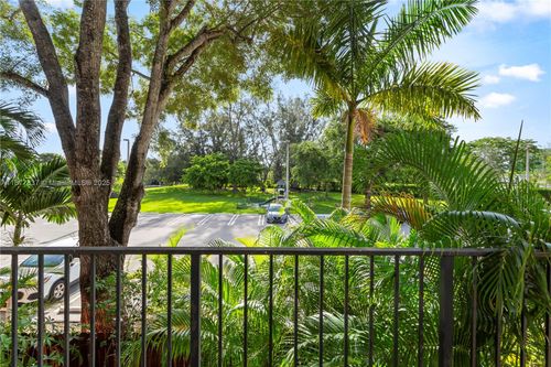 apt-937-8600 Sw 67th Ave, Pinecrest, FL, 33156-1116 | Card Image