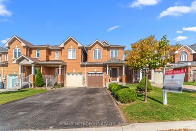 20 Christephen Cres, Home with 3 bedrooms, 4 bathrooms and 3 parking in Richmond Hill ON | Image 1