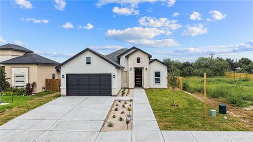 9506 N 71st Ln, Mission, TX, 78573-6101 | Card Image
