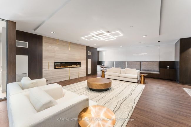 1011 - 9000 Jane St, Condo with 2 bedrooms, 2 bathrooms and 1 parking in Concord ON | Image 35