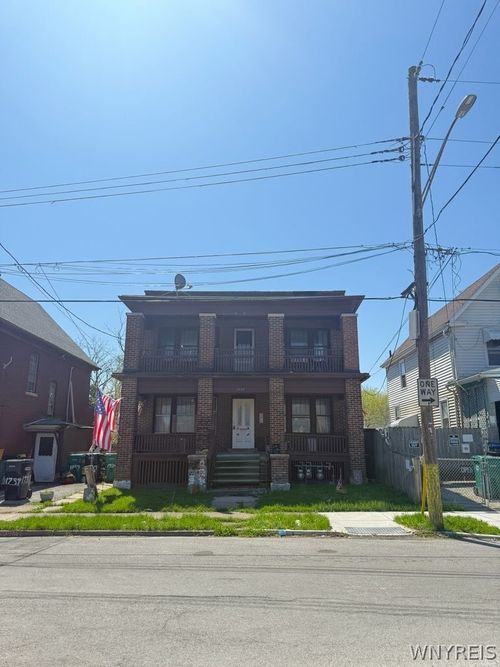 1737 Whitney Ave, Niagara Falls, NY, 14301-1350 | Card Image