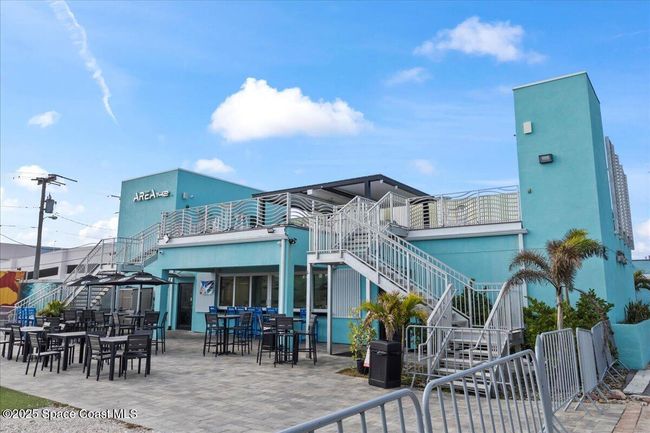 111 S Atlantic Ave, Home with 5 bedrooms, 4 bathrooms and null parking in COCOA BEACH FL | Image 65