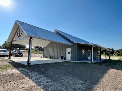 690 County Rd 477, House other with 3 bedrooms, 2 bathrooms and null parking in Stephenville TX | Image 3