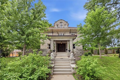 444 Gladstone Blvd, Kansas City, MO, 64124-1823 | Card Image