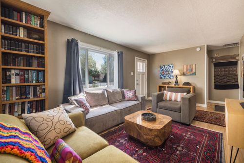 905 Madeira Dr Se, Albuquerque, NM, 87108-3617 | Card Image