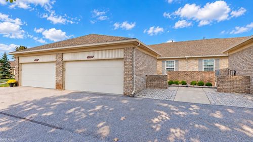50307 Brockton Court, Macomb Township, MI, 48044 | Card Image