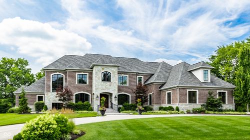2035 Saint Andrews Cir, Carmel, IN, 46032-9547 | Card Image