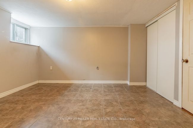 124 Gladstone Ave, Home with 6 bedrooms, 5 bathrooms and 8 parking in Hamilton ON | Image 16