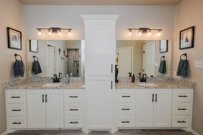 214 Wildcat St, House other with 4 bedrooms, 3 bathrooms and null parking in Wolfforth TX | Image 28