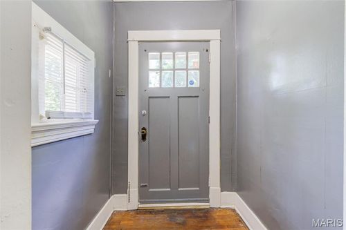 2428 Mary Ave, Saint Louis, MO, 63136-3829 | Card Image