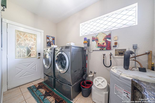 771 Hillje Rd, House other with 3 bedrooms, 2 bathrooms and null parking in Kingsbury TX | Image 20