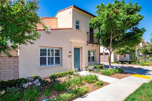 21775 Candela Dr, Santa Clarita, CA, 91350-8537 | Card Image