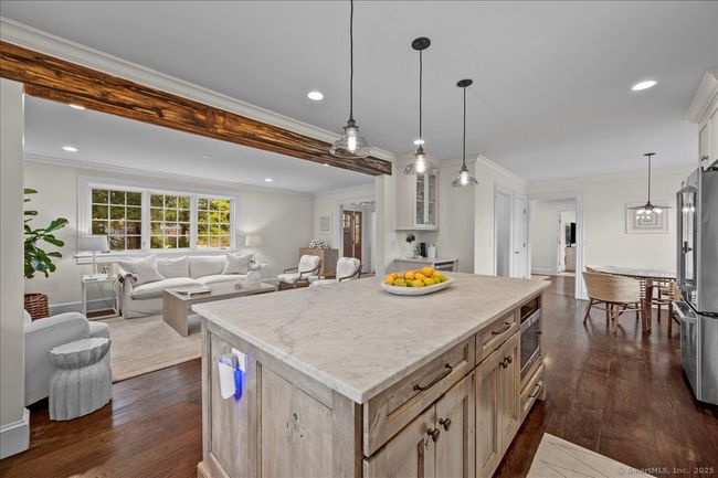 192 Highland Ave, House other with 5 bedrooms, 4 bathrooms and null parking in Norwalk CT | Image 7
