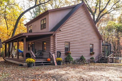 E9523 South Ave, Reedsburg, WI, 53959-9660 | Card Image