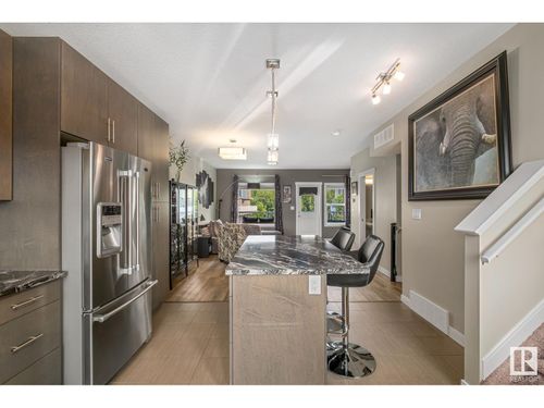 150 Everitt Dr N, Saint Albert, AB, T8N7R8 | Card Image