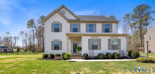 10448 Centralia Station Rd, Chester, VA, 23831-1143 | Card Image