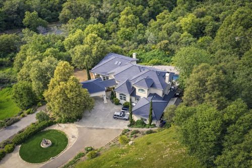 581 Cold Springs Road, Placerville, CA, 95667 | Card Image