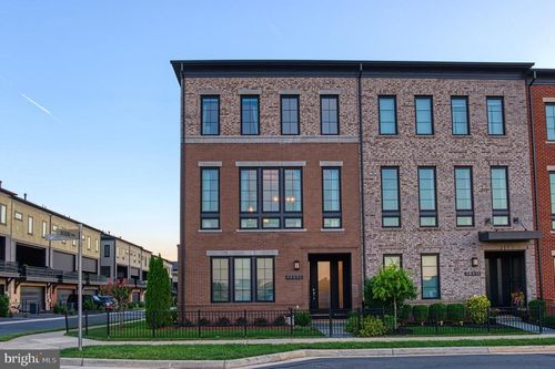 44621 Uptown Row Dr, ASHBURN, VA, 20147-6539 | Card Image