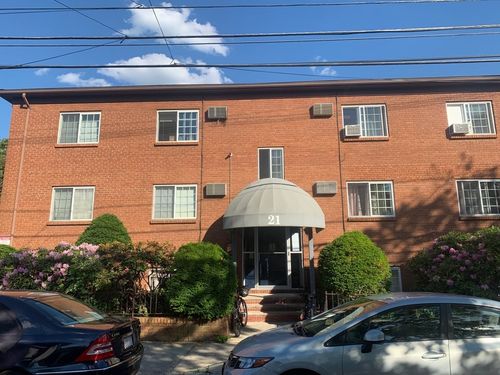21-12-21 Central Ave, Everett, MA, 02149 | Card Image