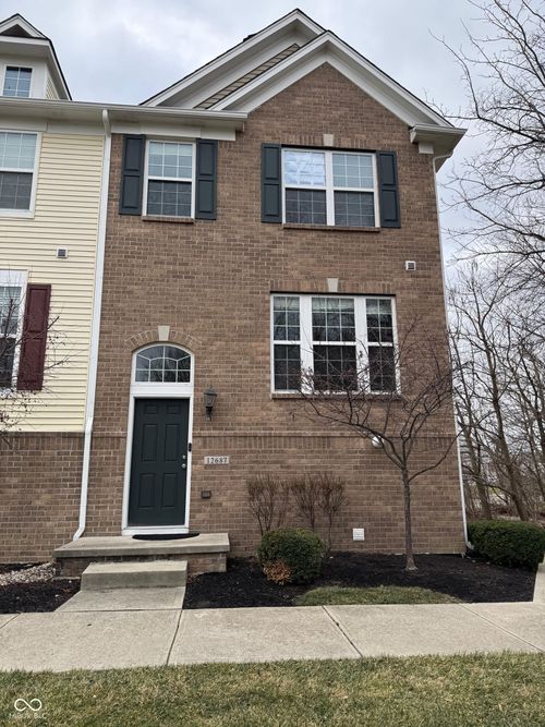 12687 White Chapel Cir, Fishers, IN, 46037-7401 | Card Image
