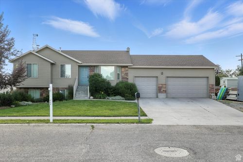 496 S 3rd E, Preston, ID, 83263-4905 | Card Image