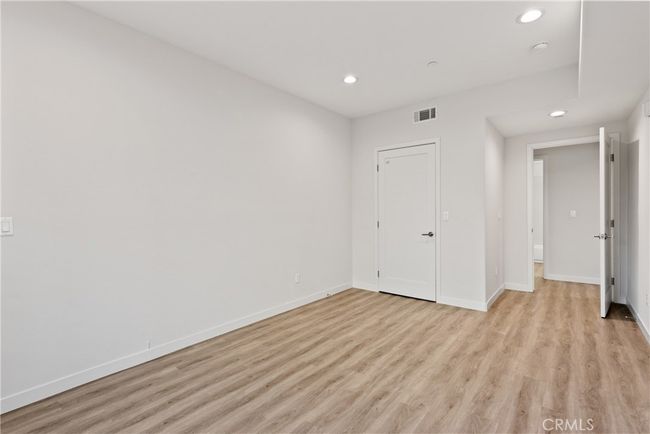 UNIT-520 - 419 N Chandler Ave, Condo with 3 bedrooms, 3 bathrooms and 3 parking in Monterey Park CA | Image 11