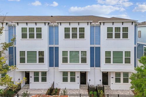 unit-15-6605 N Nebraska Ave, TAMPA, FL, 33604-5673 | Card Image