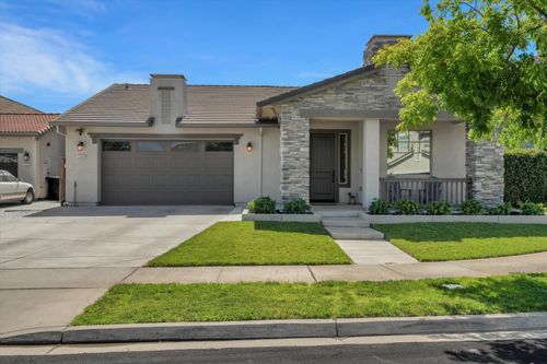 1244 Bluegrass Ct, Oakdale, CA, 95361-8897 | Card Image