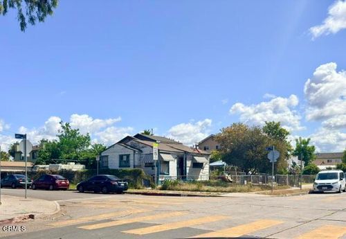 203 E 107th Street, Los Angeles, CA, 90003 | Card Image