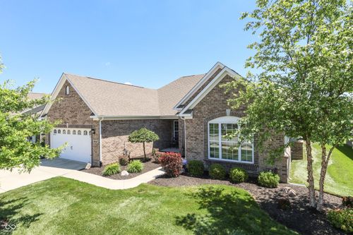 10441 Oxer Dr, Fishers, IN, 46040-1382 | Card Image