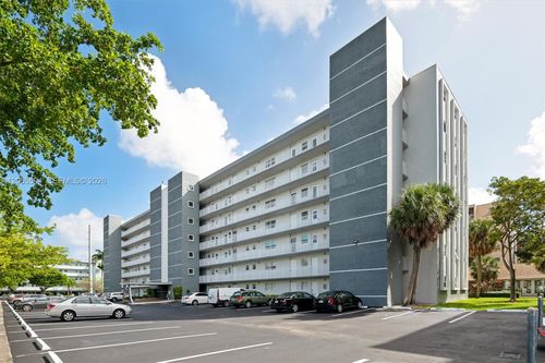 101-619 Ne 14th Ave, Hallandale Beach, FL, 33009-3686 | Card Image