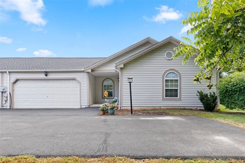 112 Strawberry Ln, Wexford, PA, 15090-7509 | Card Image